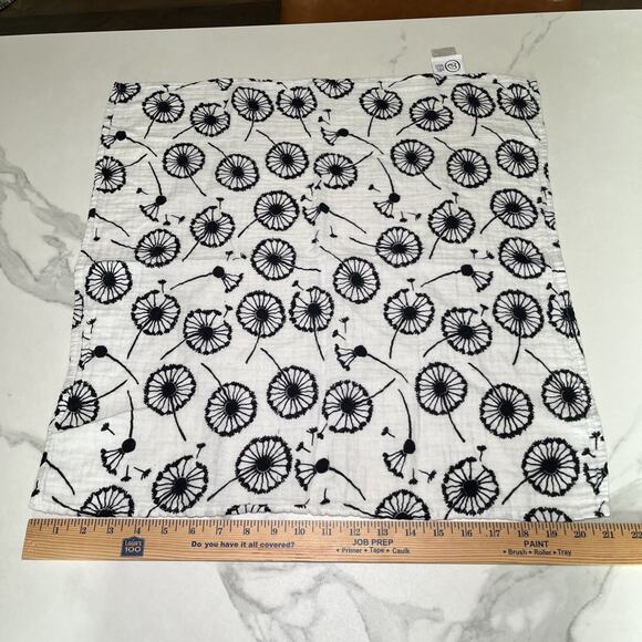 Etta Loves Organic Cotton Muslin Burp Cloths Black White Print *Lot of 2* 21x22 - Picture 10 of 13